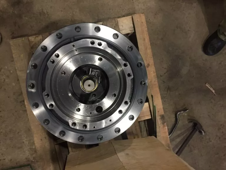 Корпус бортовой для экскаватора hitachi