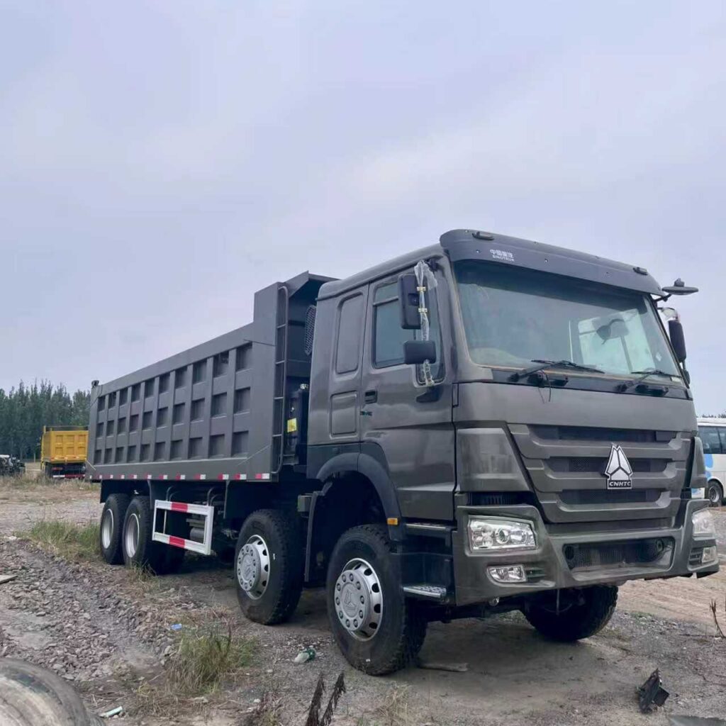 Самосвал Sinotruk HOWO с наработкой из Китая — Партмайн